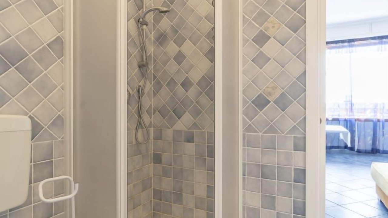 Photo of Bathroom in Capo Mimosa-Rollo