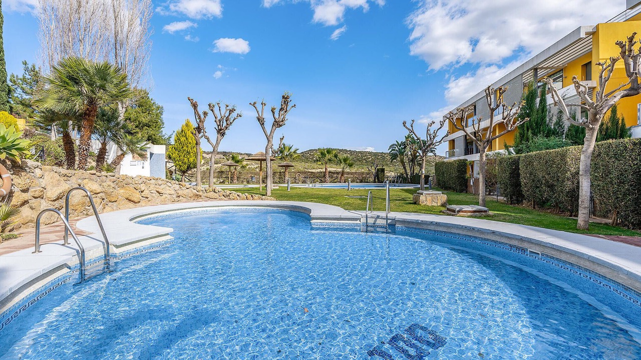 Photo of Outdoor in Vera