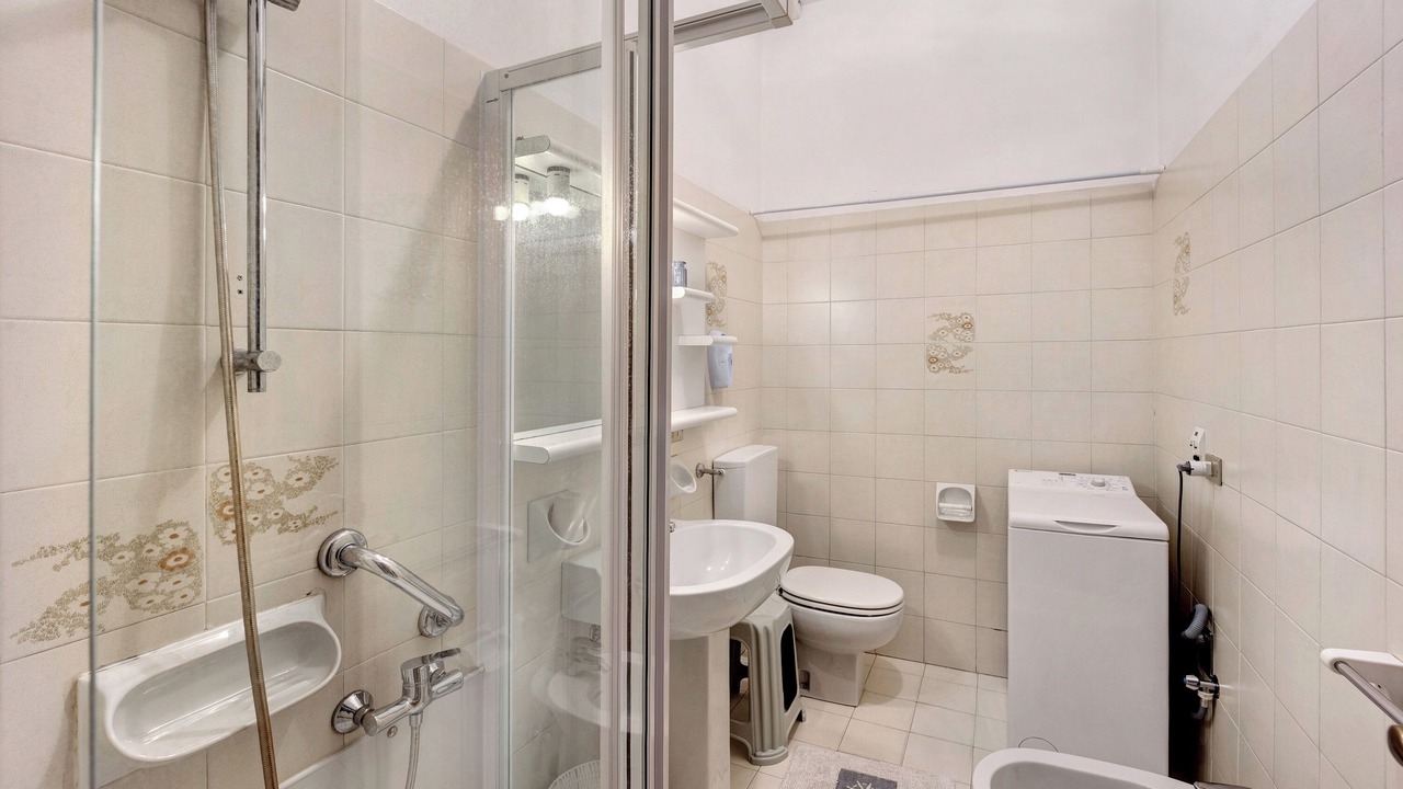 Photo of Bathroom in Diano Marina
