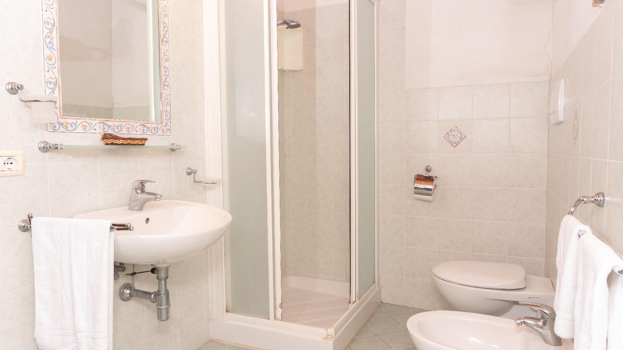 Photo of Bathroom in Rapale