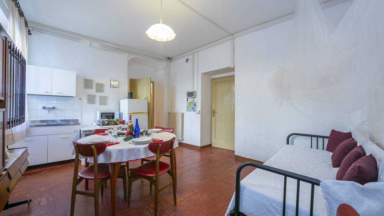 Photo of Bedroom in Toscolano Maderno