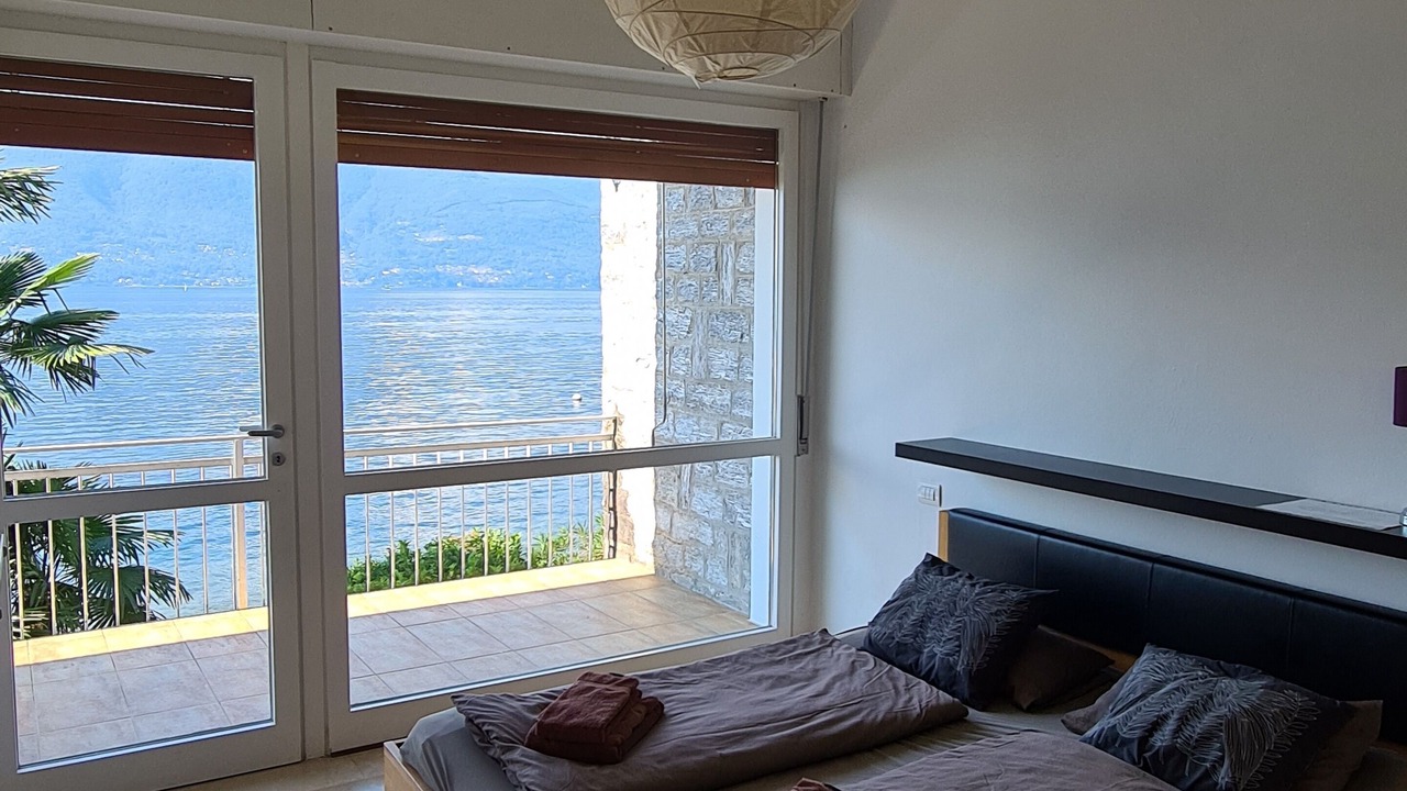 Photo of Bedroom in Porto Valtravaglia