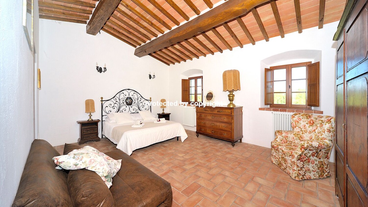 Photo of Bedroom in Civitella in Val di Chiana