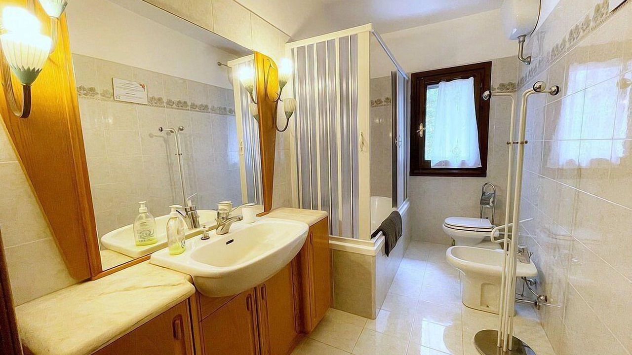 Photo of Bathroom in Campagnatico