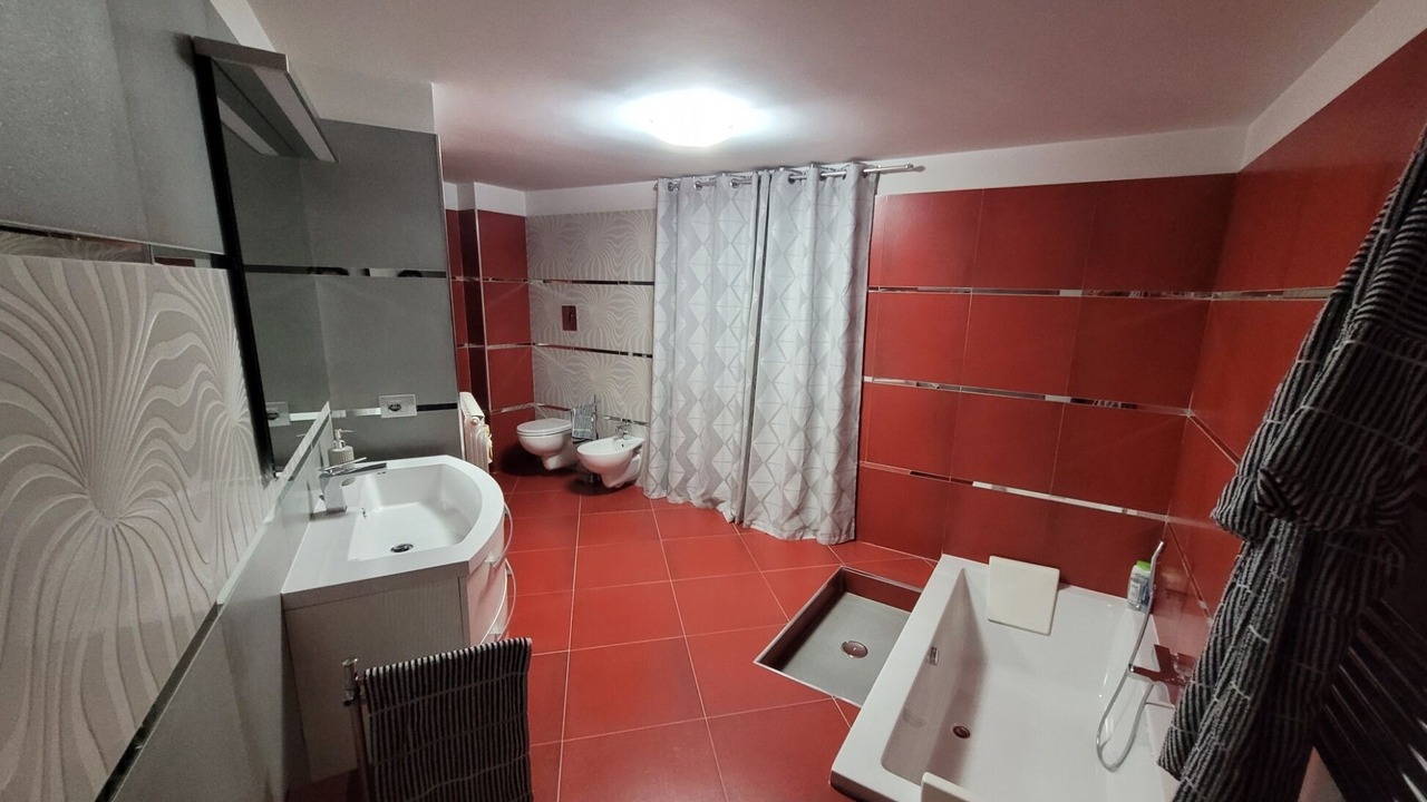 Photo of Bathroom in Mendicino