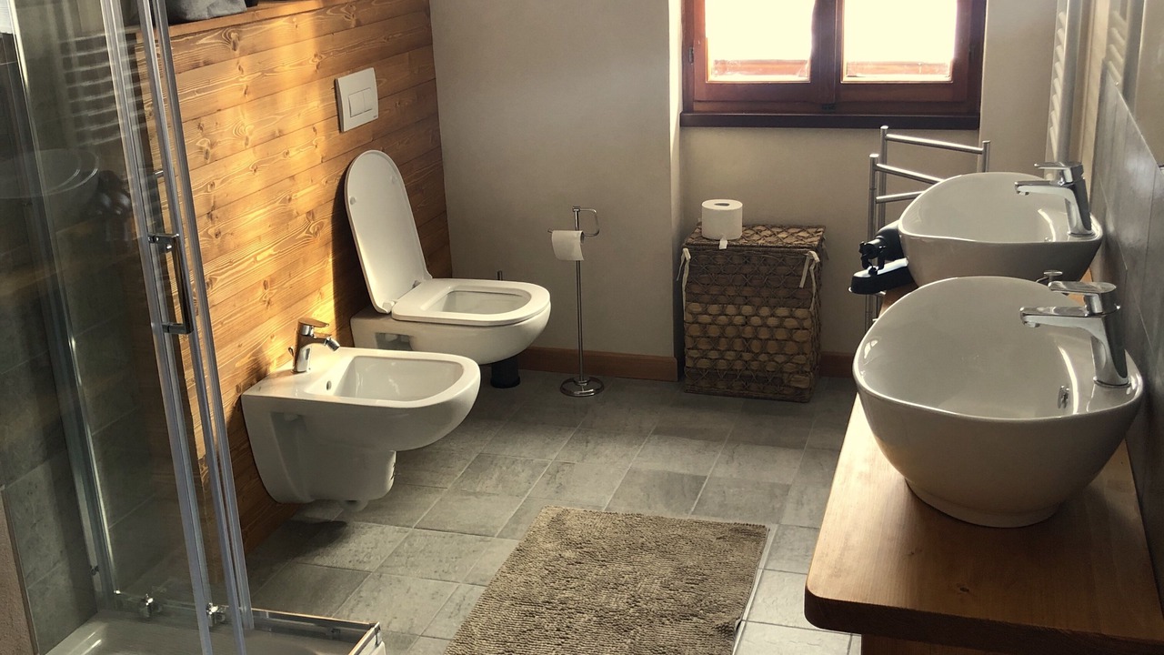 Photo of Bathroom in Staffa