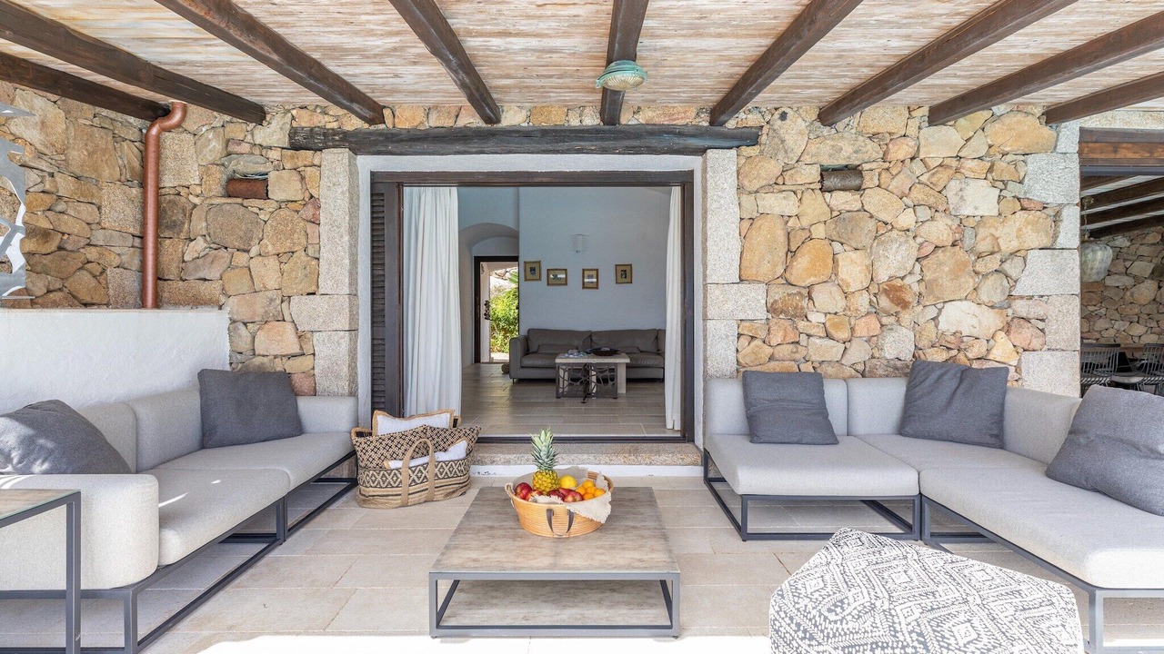 Photo of Patio Balcony in Pantogia