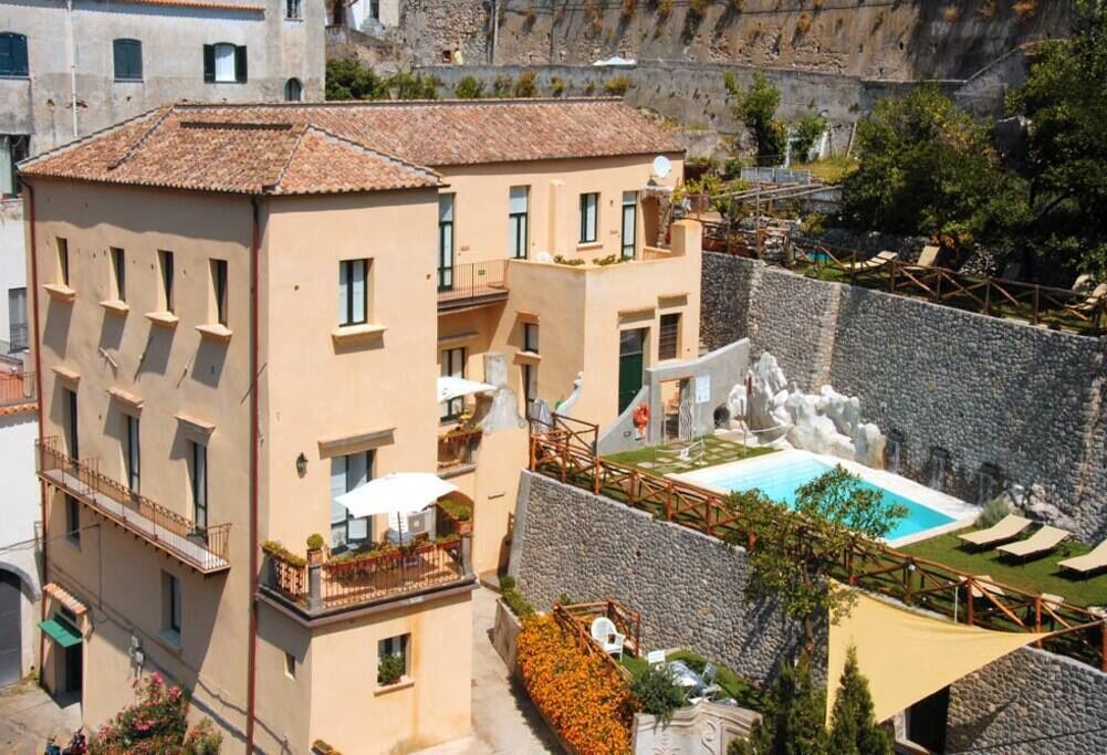 Photo of Others in Amalfi