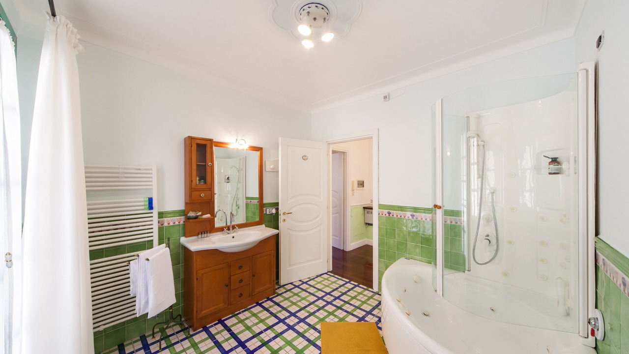 Photo of Bathroom in Candeasco