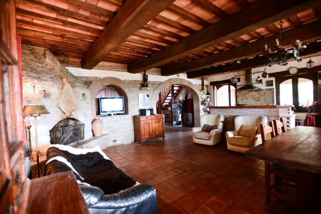 Photo of Livingroom in Baschi