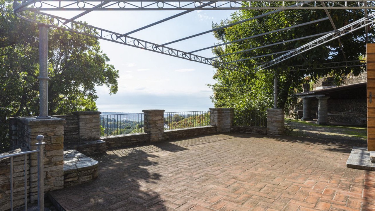 Photo of Patio Balcony in Montignoso
