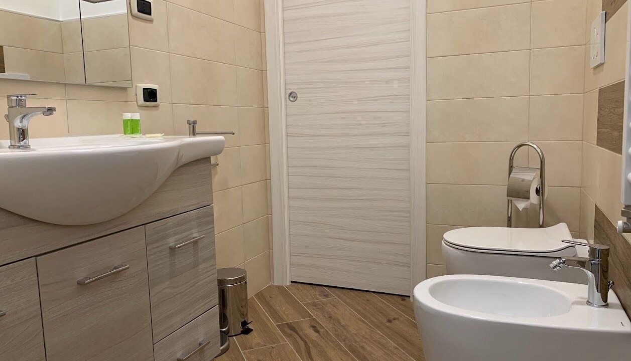 Photo of Bathroom in Pagani