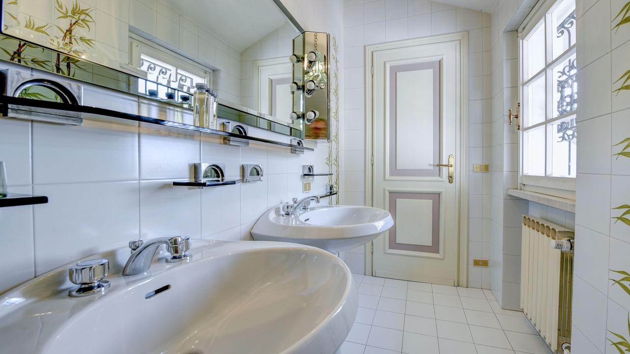 Photo of Bathroom in Gargnano