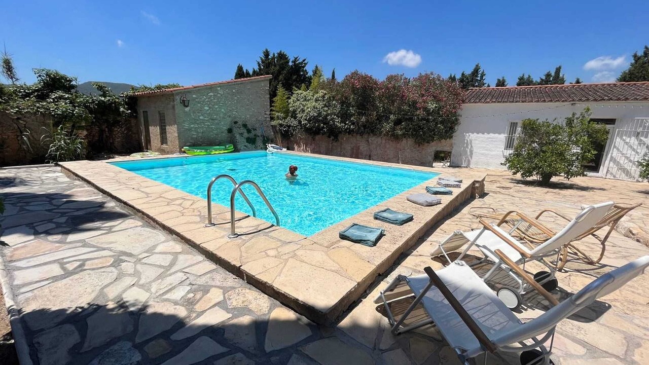 Photo of Outdoor in Albinyana