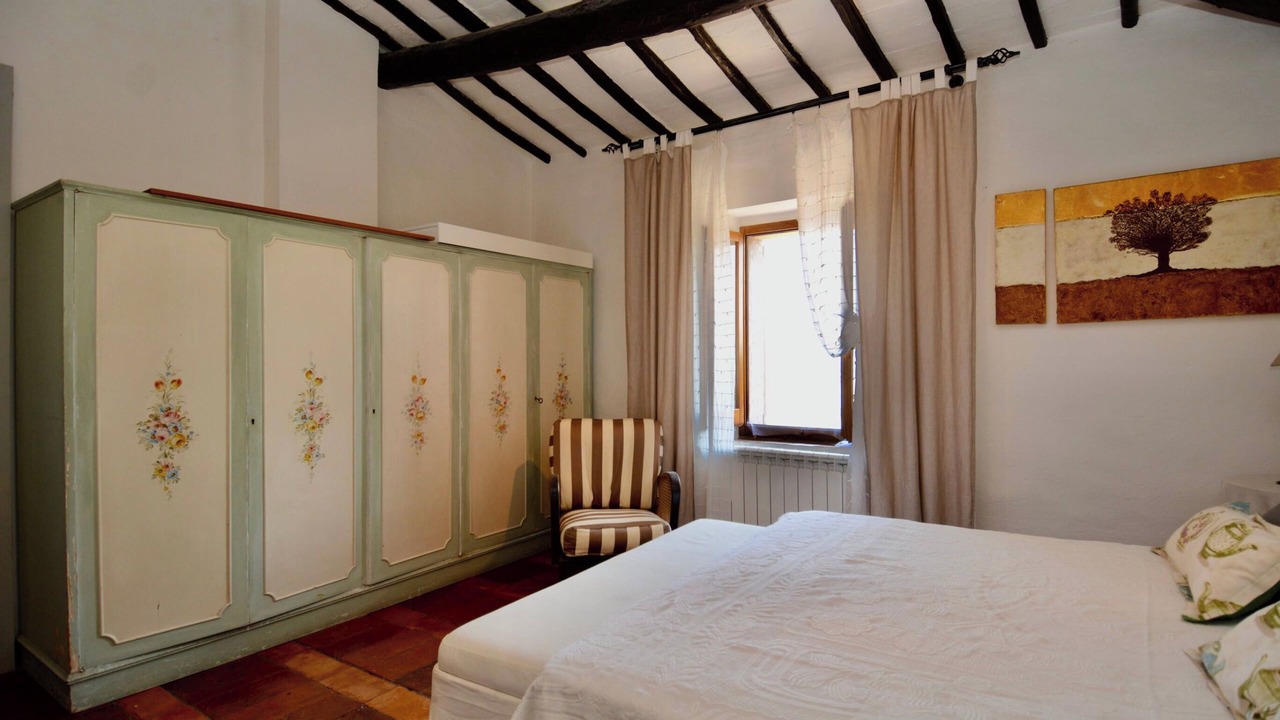 Photo of Bedroom in Todi