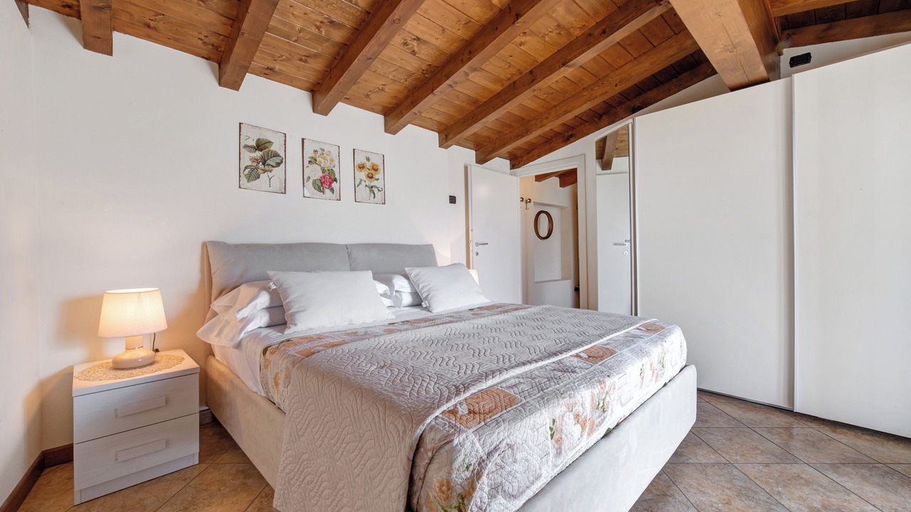 Photo of Bedroom in Veleso