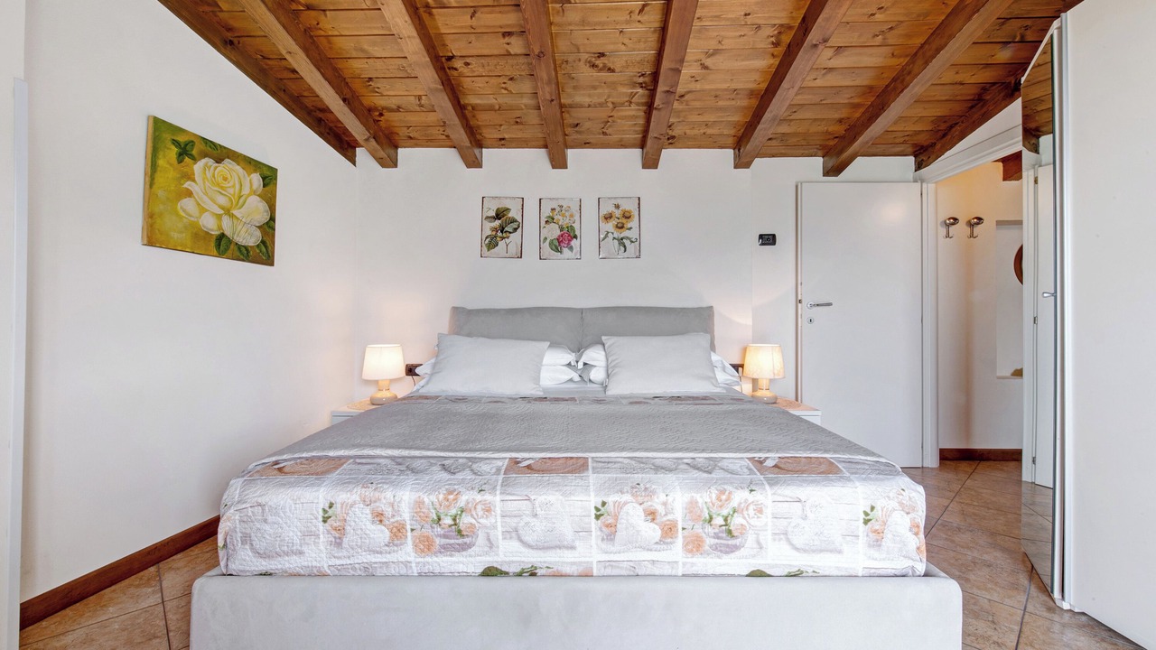 Photo of Bedroom in Veleso