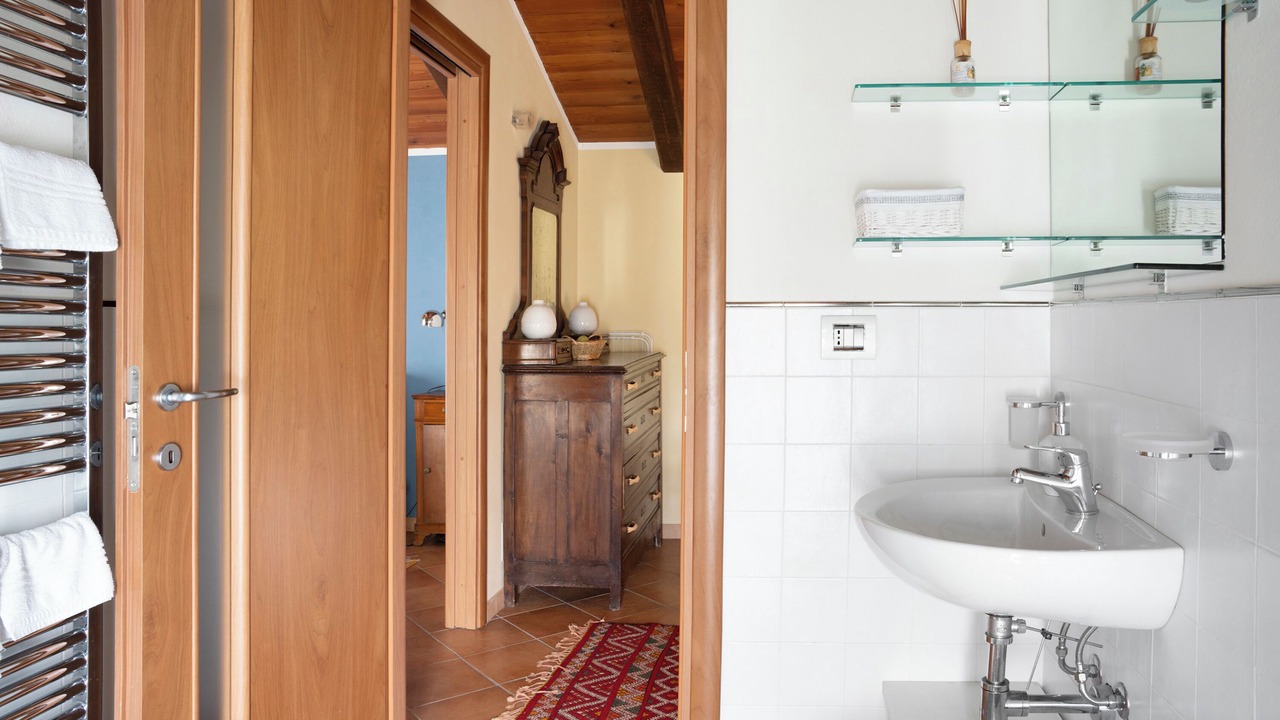 Photo of Bathroom in Cerretto Langhe