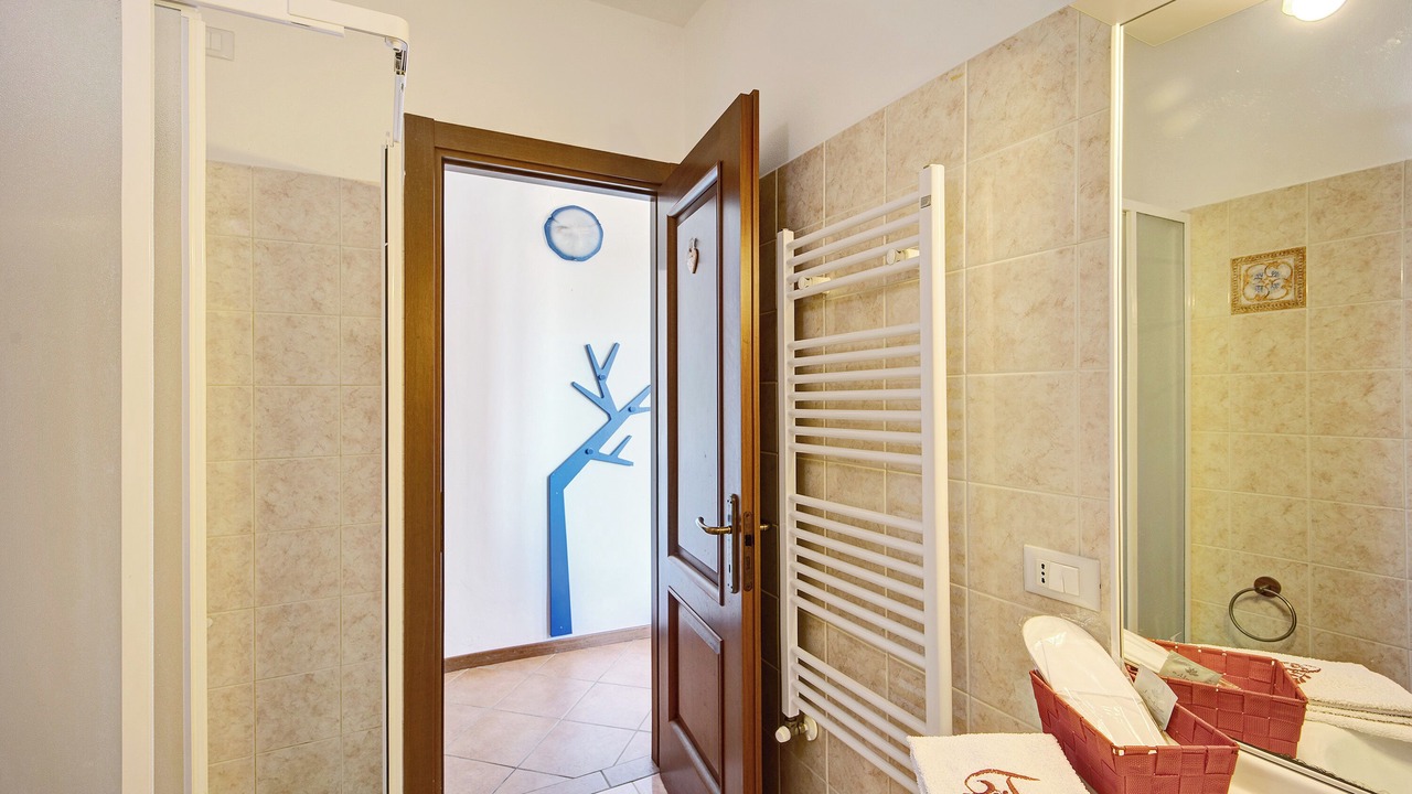 Photo of Bathroom in Lavina
