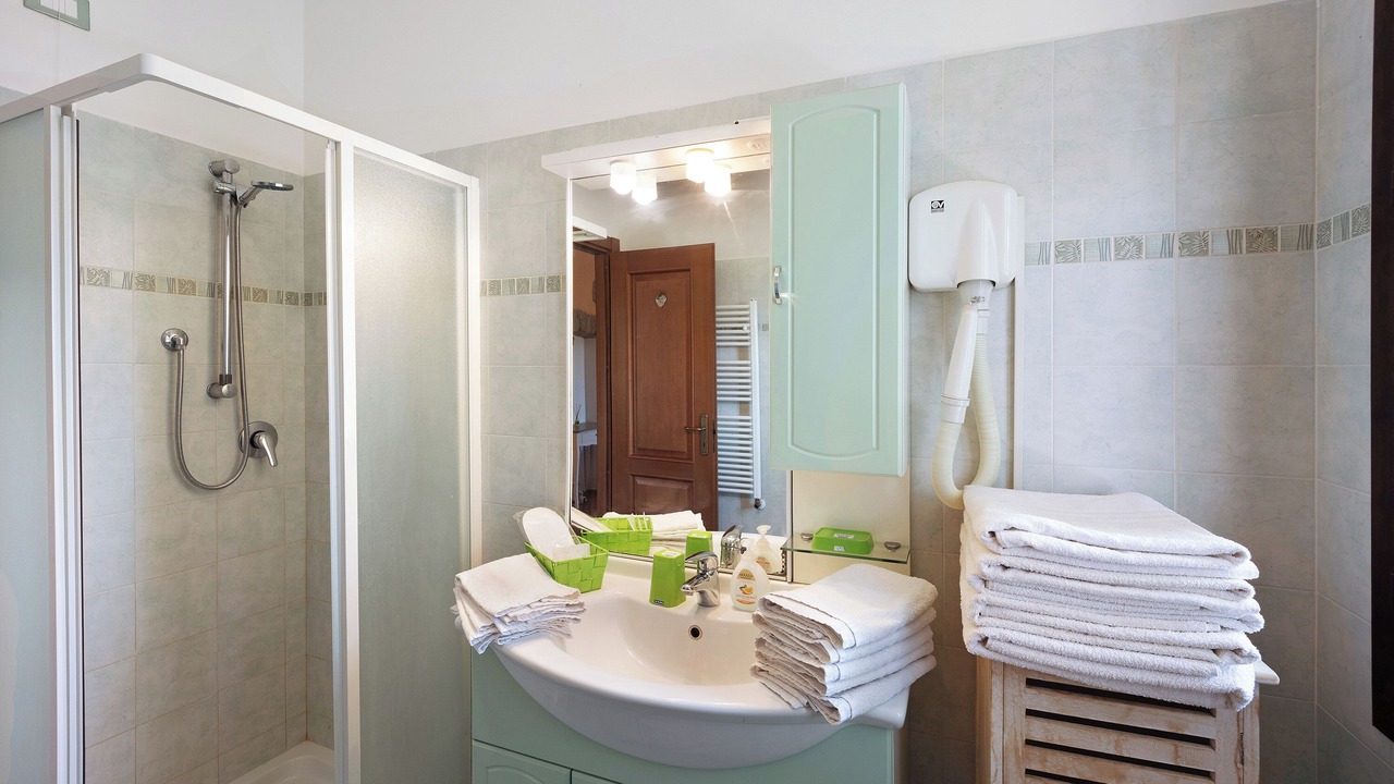 Photo of Bathroom in Lavina