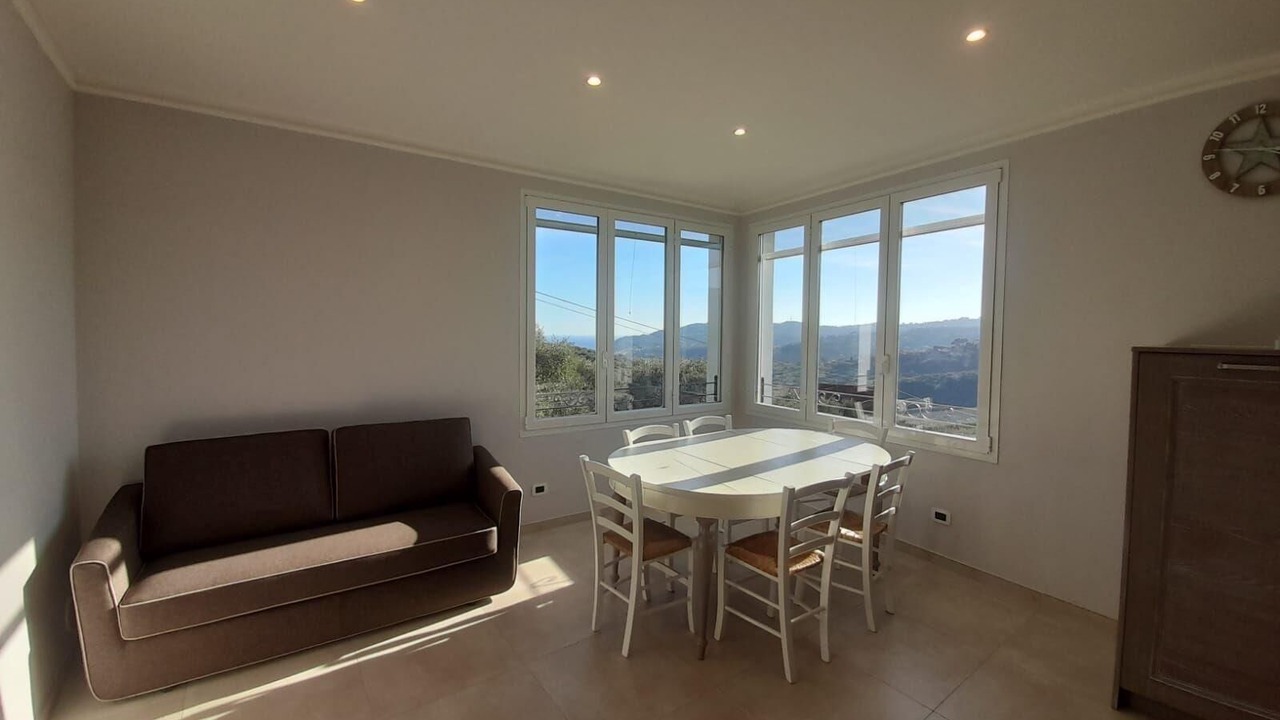 Photo of Livingroom in Diano San Pietro