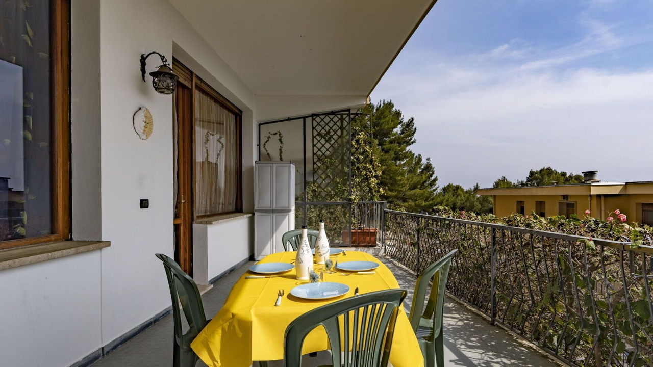 Photo of Outdoor in Capo Mimosa-Rollo