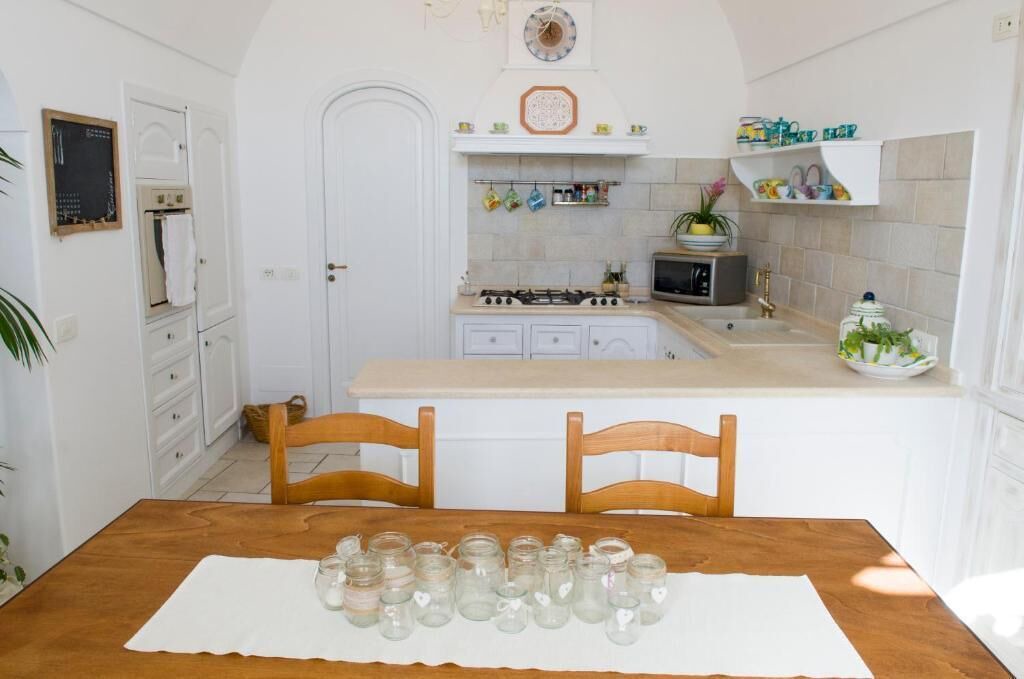 Photo of Kitchen in Montepertuso