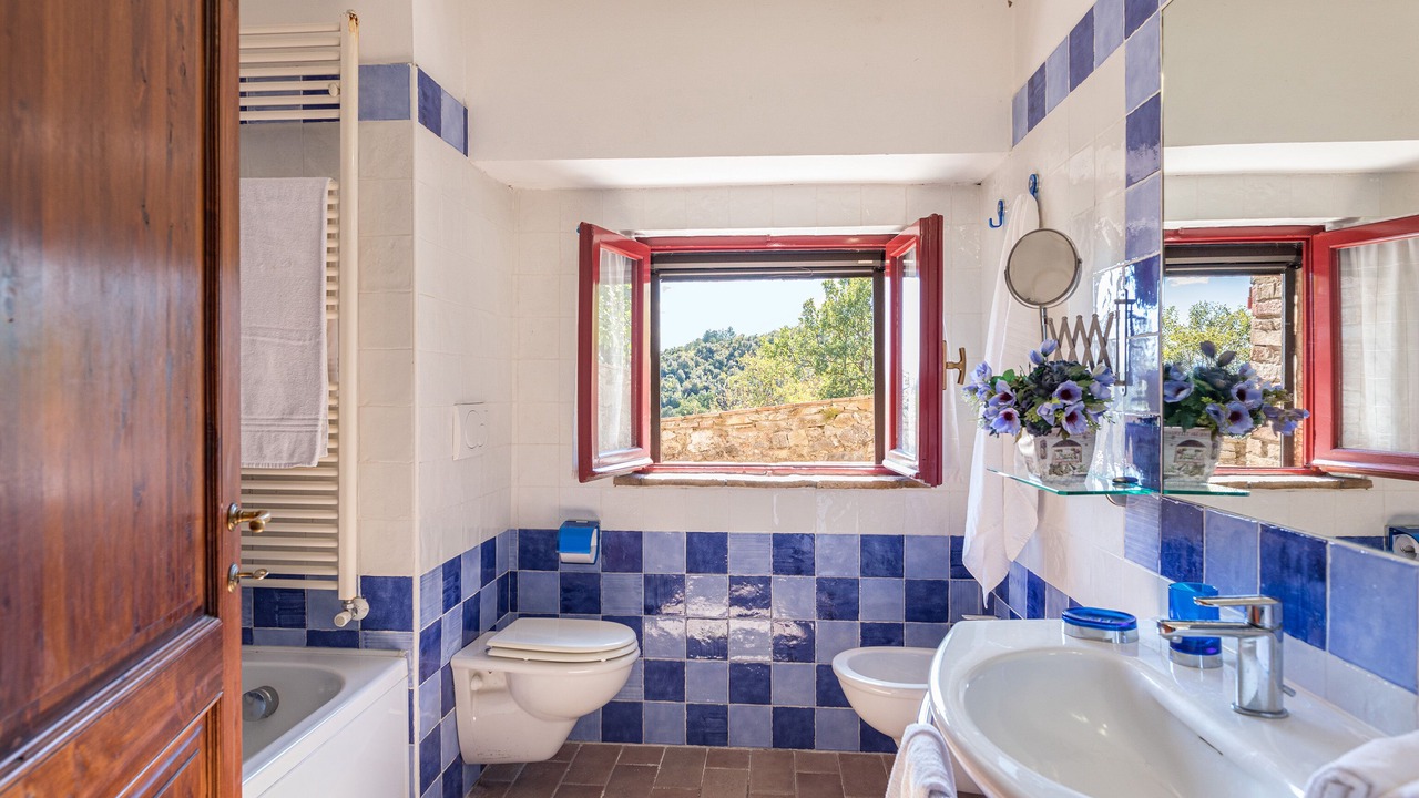 Photo of Bathroom in Civitella Paganico