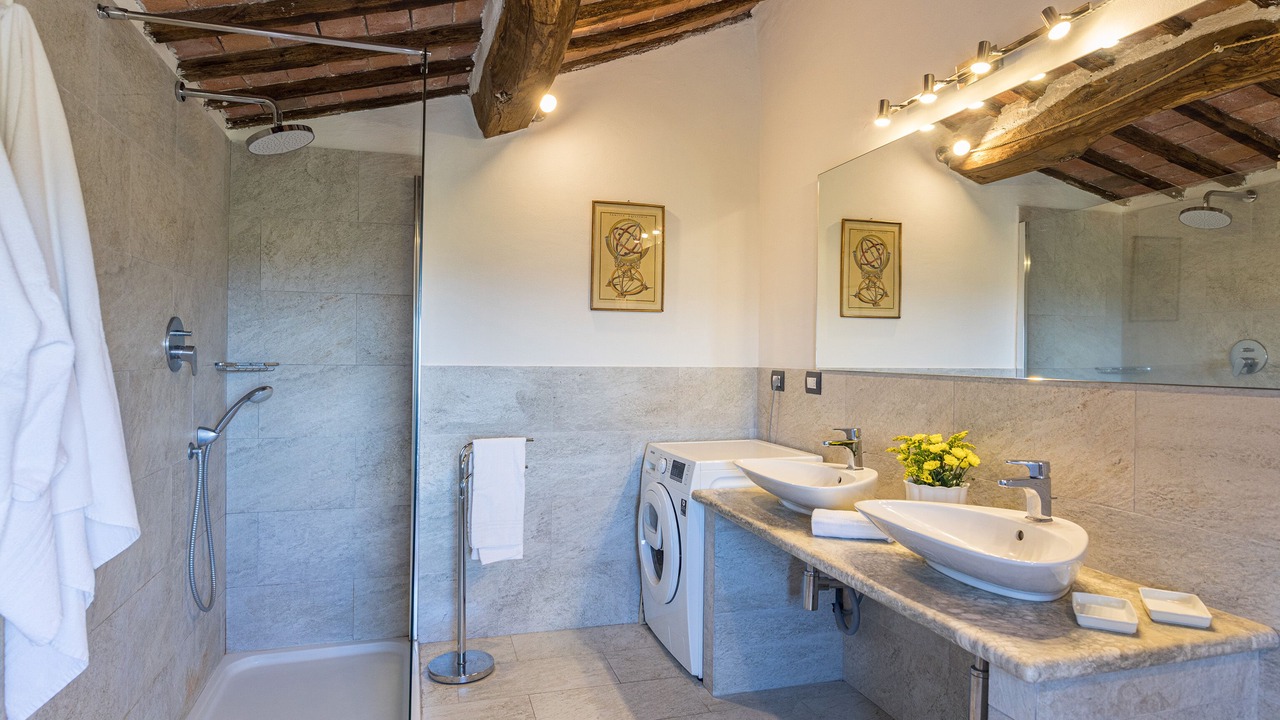 Photo of Bathroom in Civitella Paganico