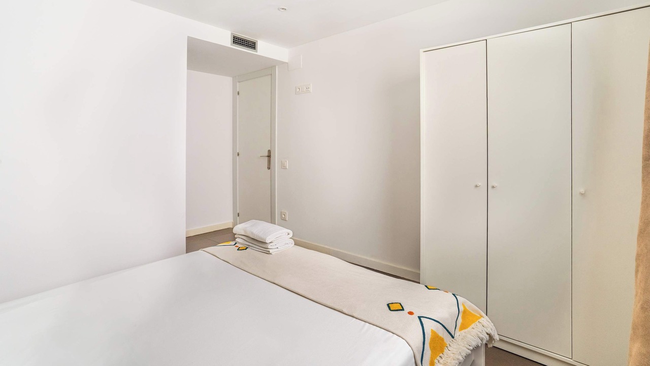 Photo of Bedroom in El Poble-sec