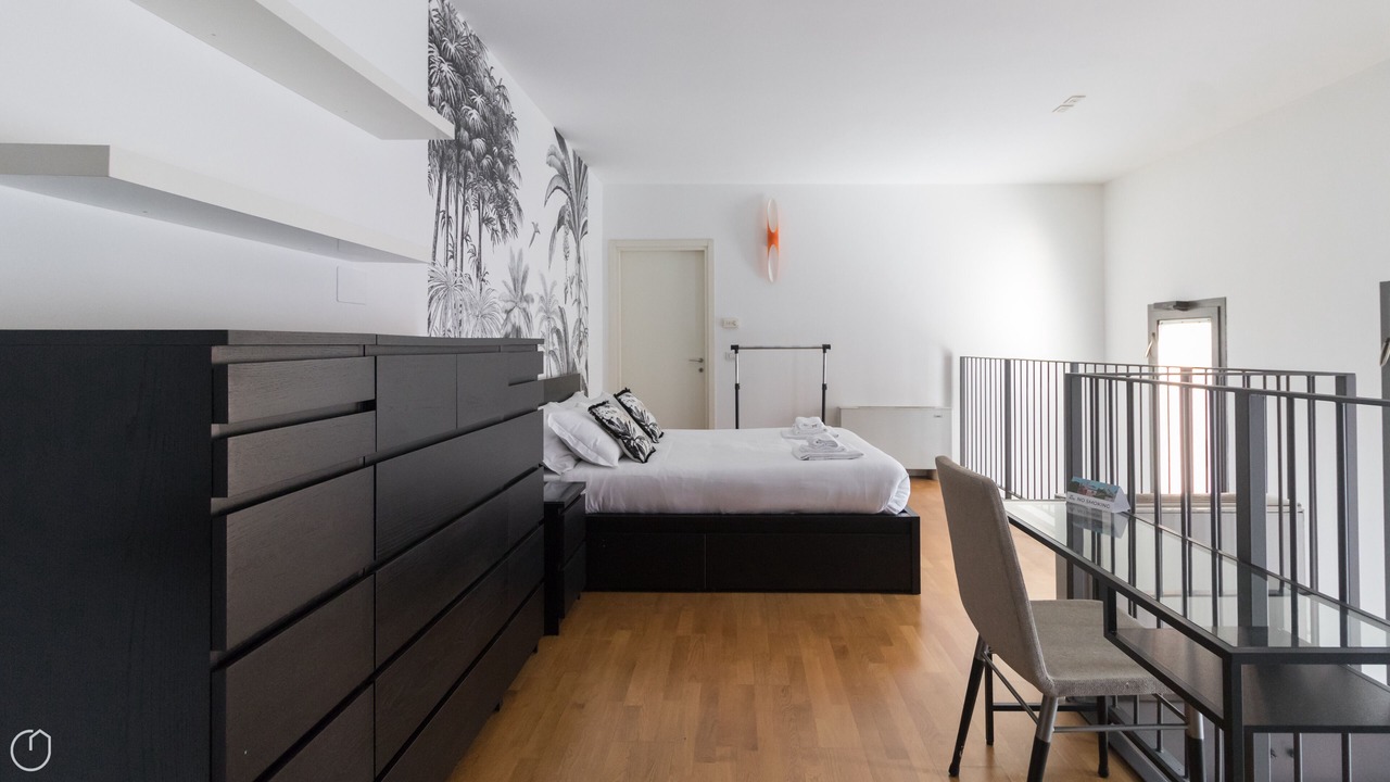 Photo of Bedroom in Milan