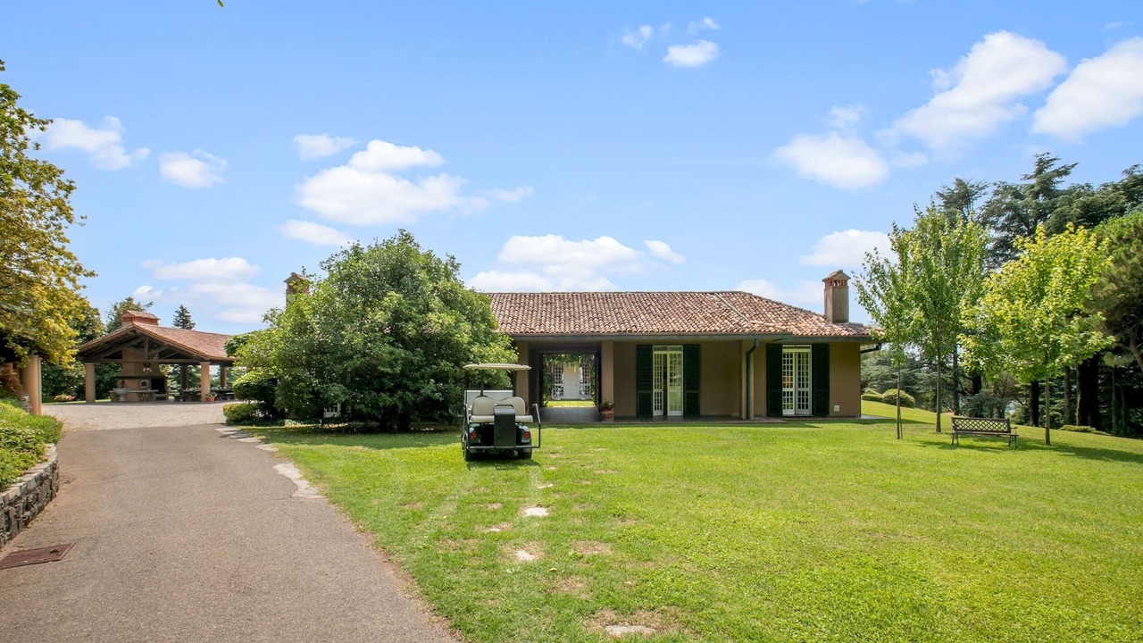 Photo of Outdoor in Carella