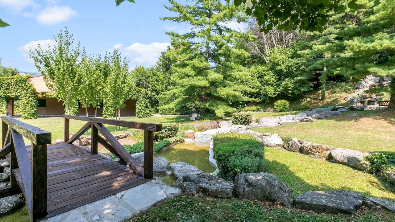 Photo of Outdoor in Carella