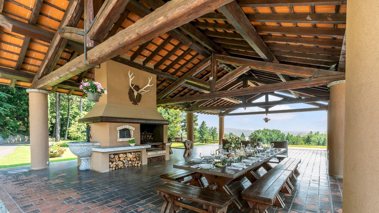 Photo of Outdoor in Carella