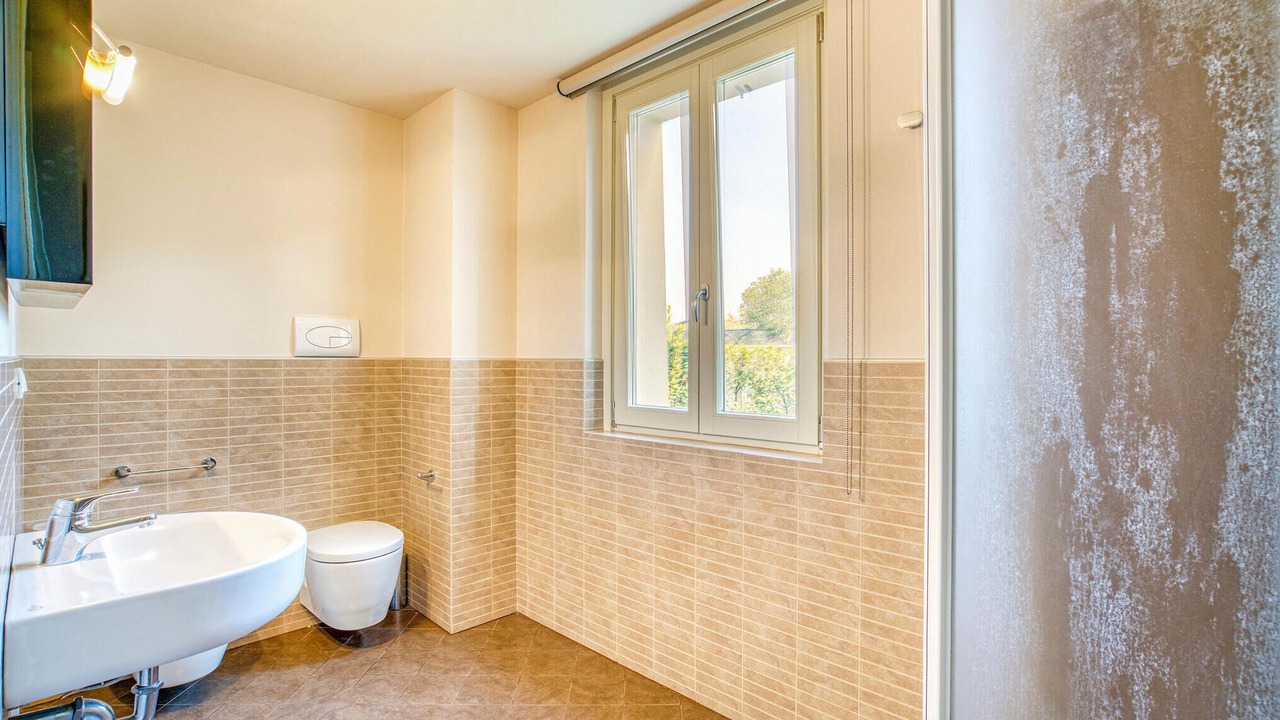 Photo of Bathroom in Raffa