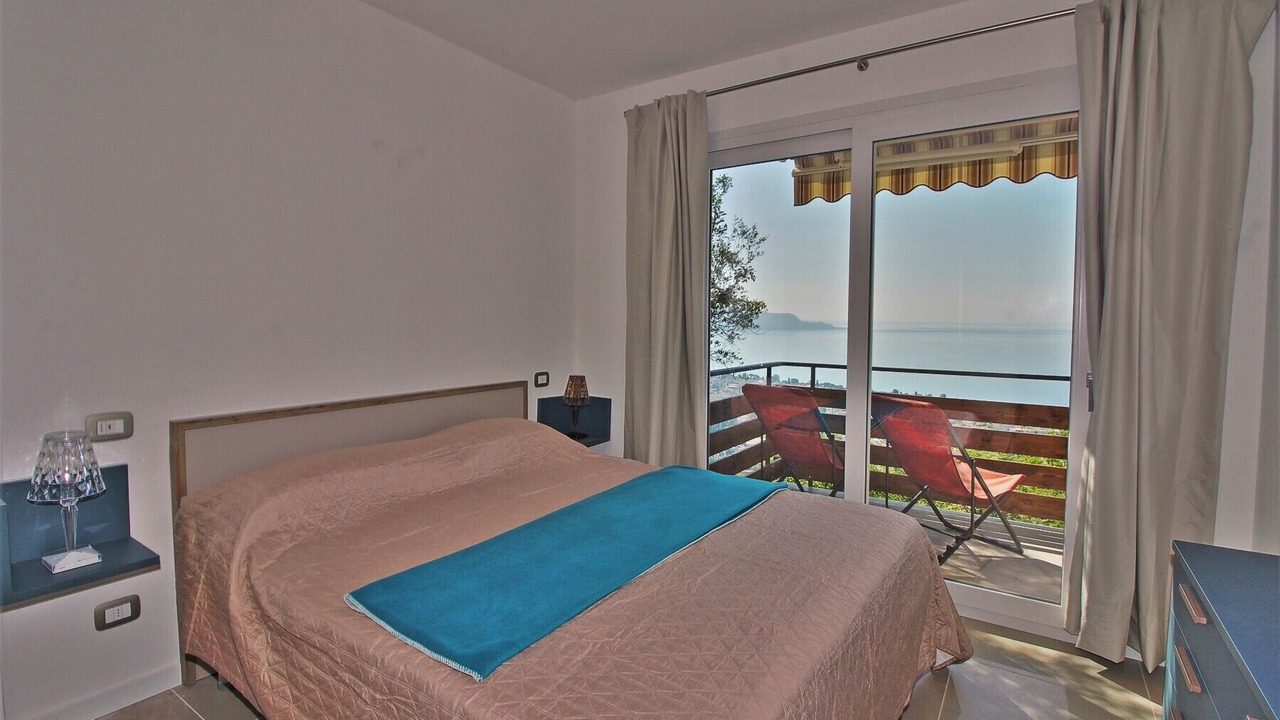 Photo of Bedroom in Toscolano Maderno