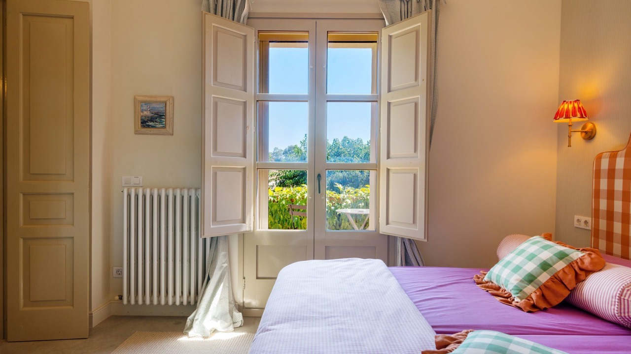 Photo of Bedroom in Parlava