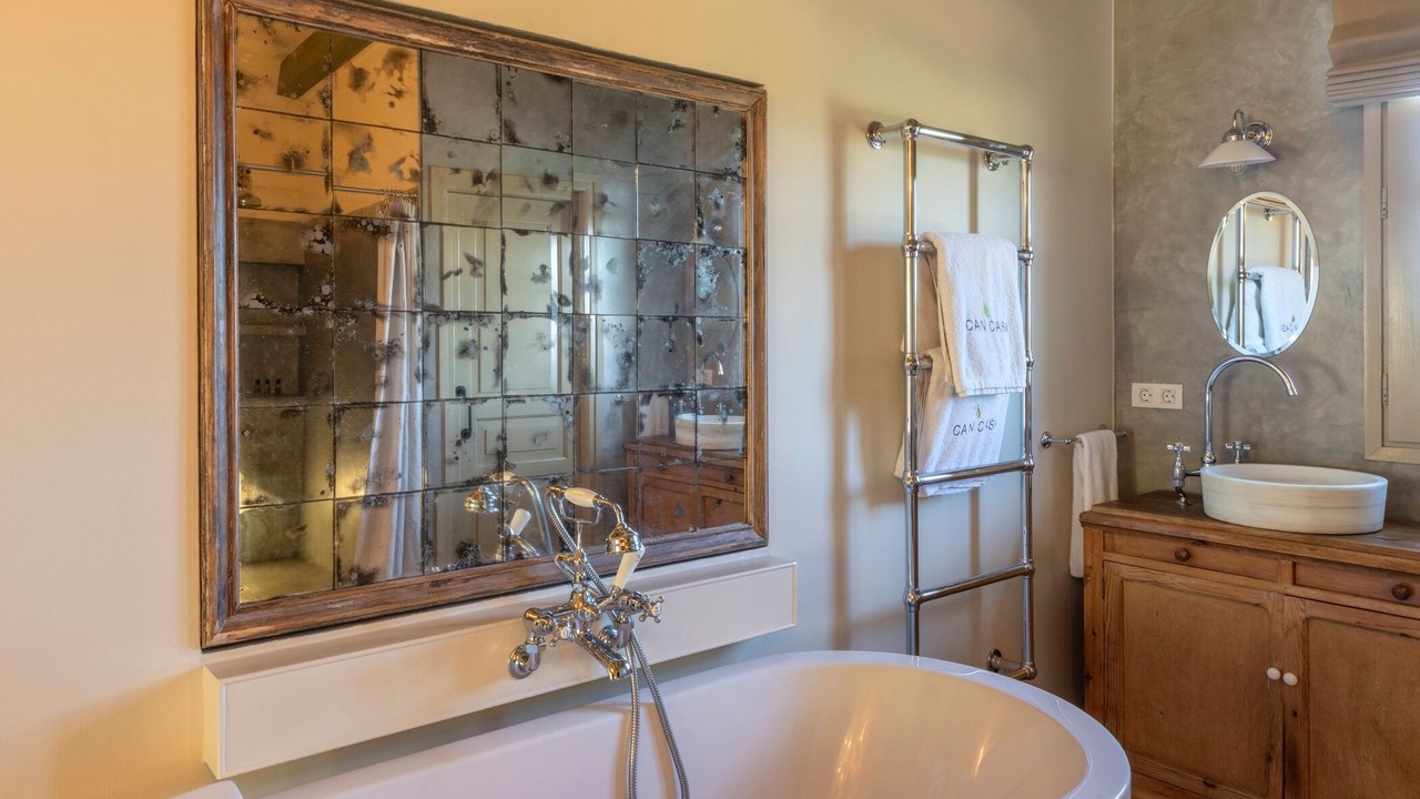 Photo of Bathroom in Parlava