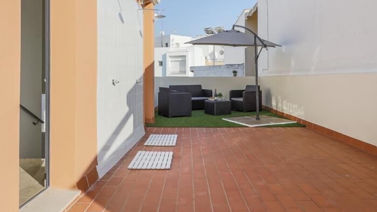 Photo of Patio Balcony in Alcala Del Rio