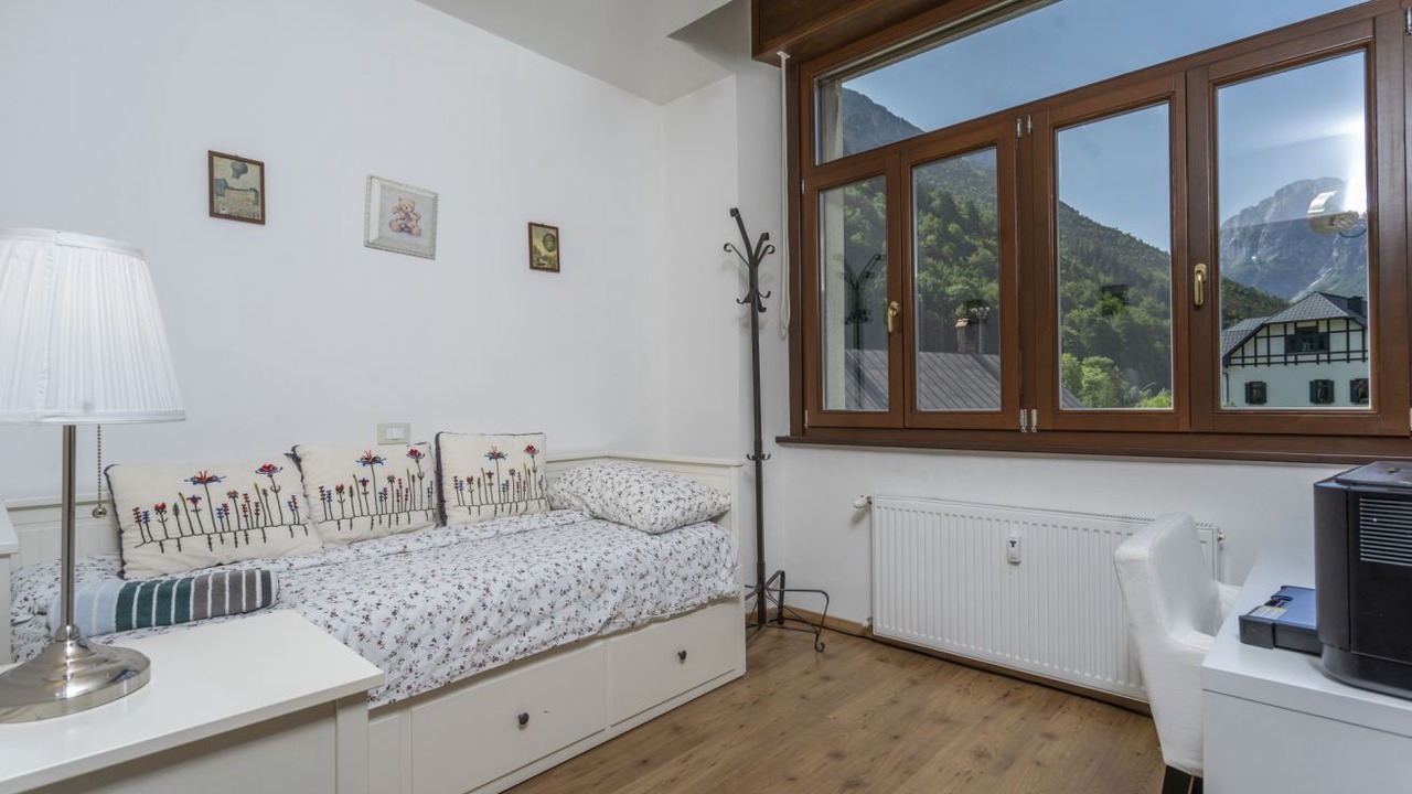 Photo of Bedroom in Cave del Predil