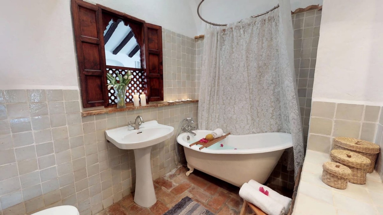 Photo of Bathroom in Jimena de la Frontera
