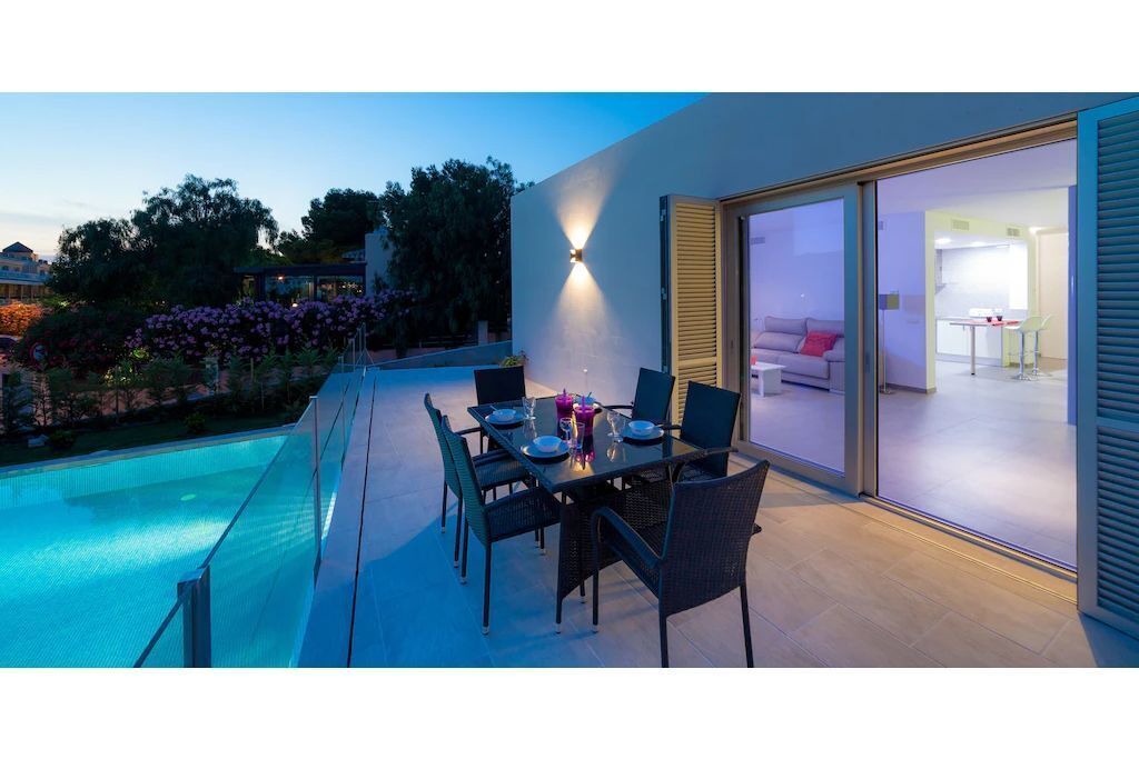 Photo of Outdoor in Cala Mandia
