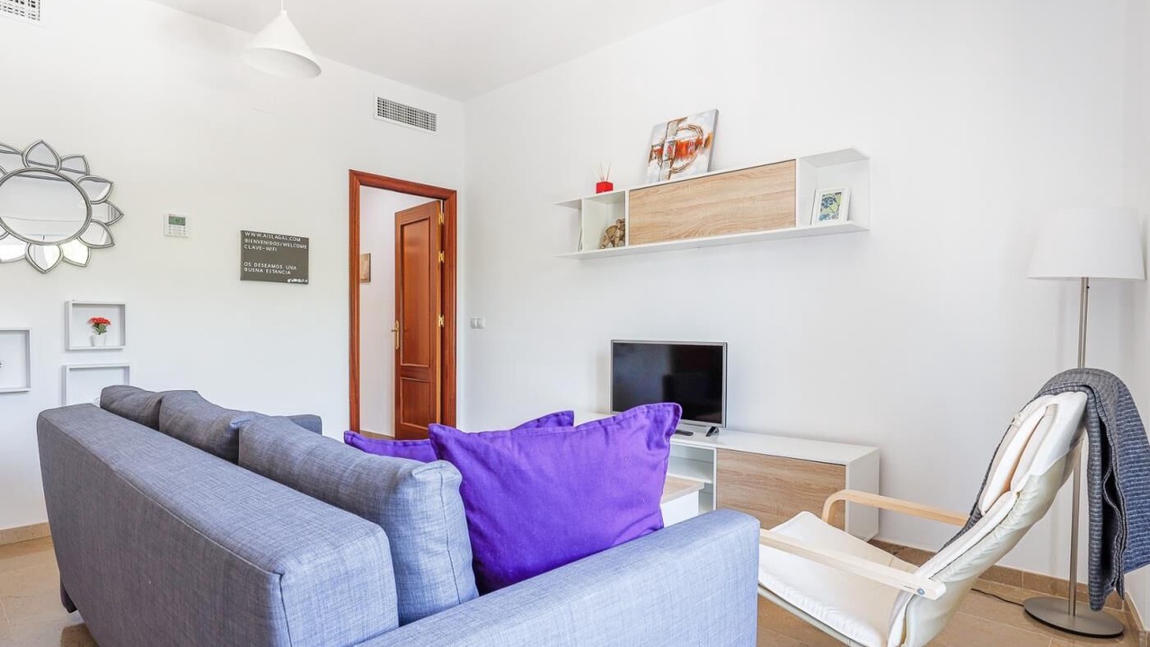 Photo of Livingroom in Alcala Del Rio