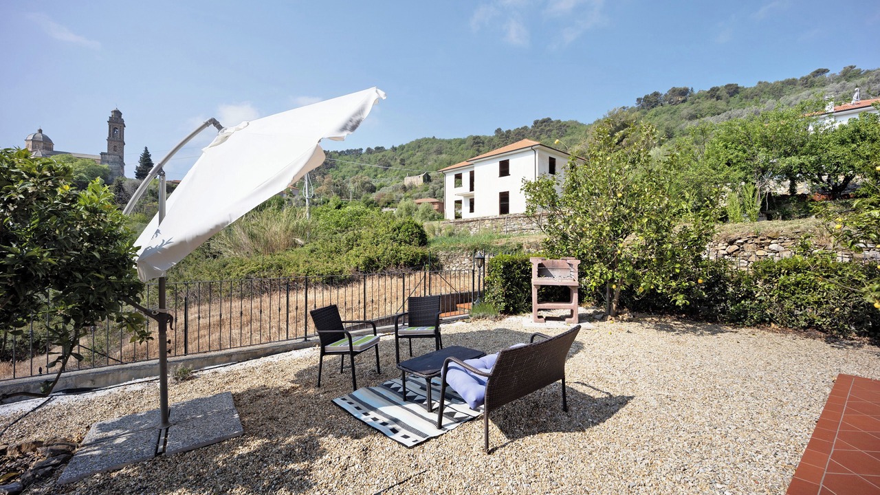 Photo of Patio Balcony in Diano Arentino