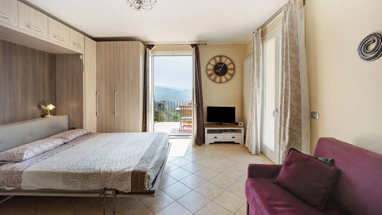 Photo of Bedroom in Diano Arentino