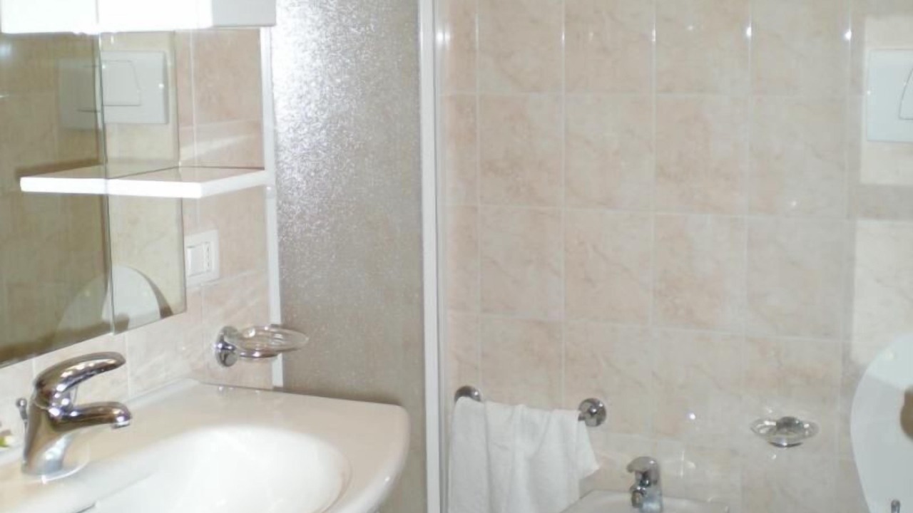 Photo of Bathroom in Minucciano