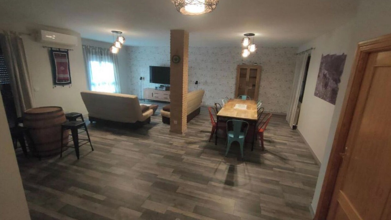 Photo of Livingroom in Burujon