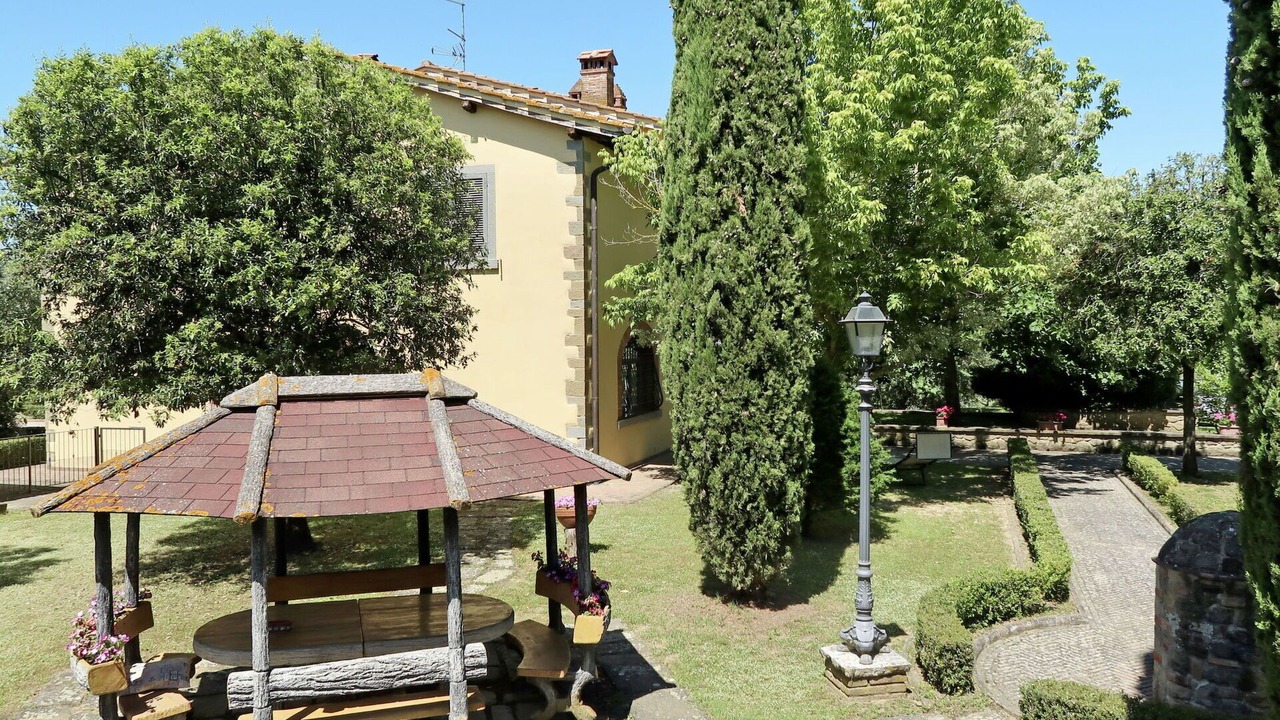 Photo of Others in Oliveto