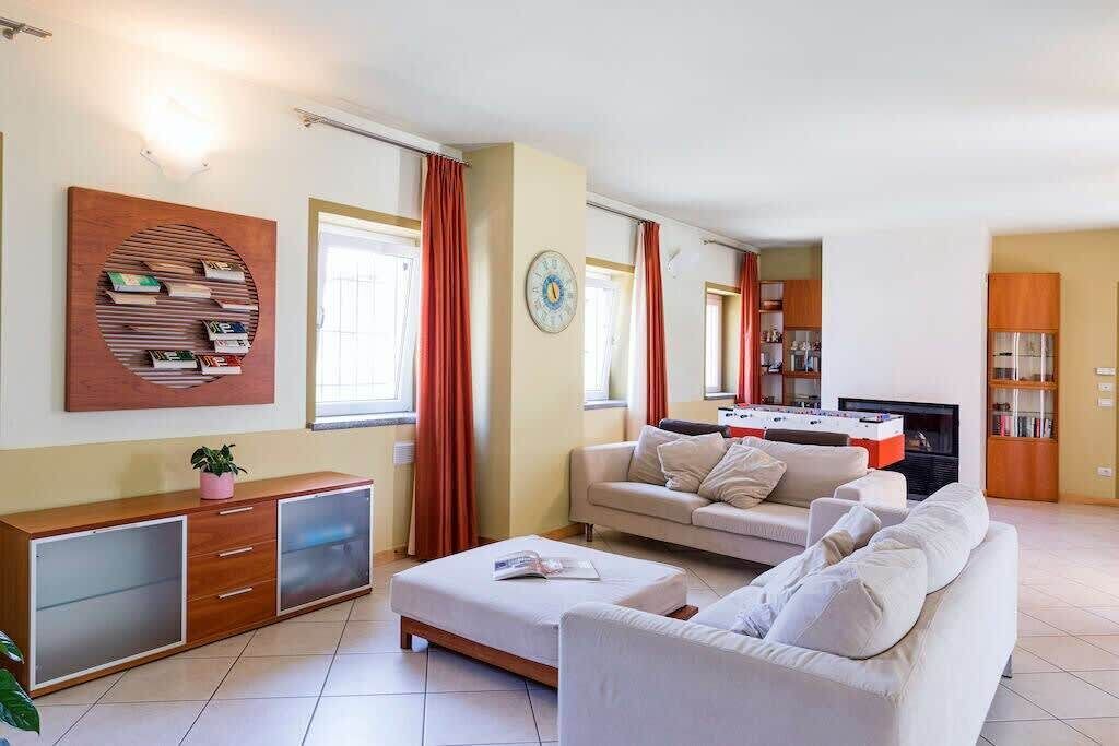 Photo of Livingroom in Divignano