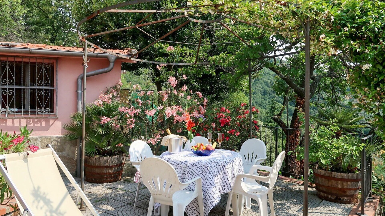 Photo of Outdoor in Caravonica